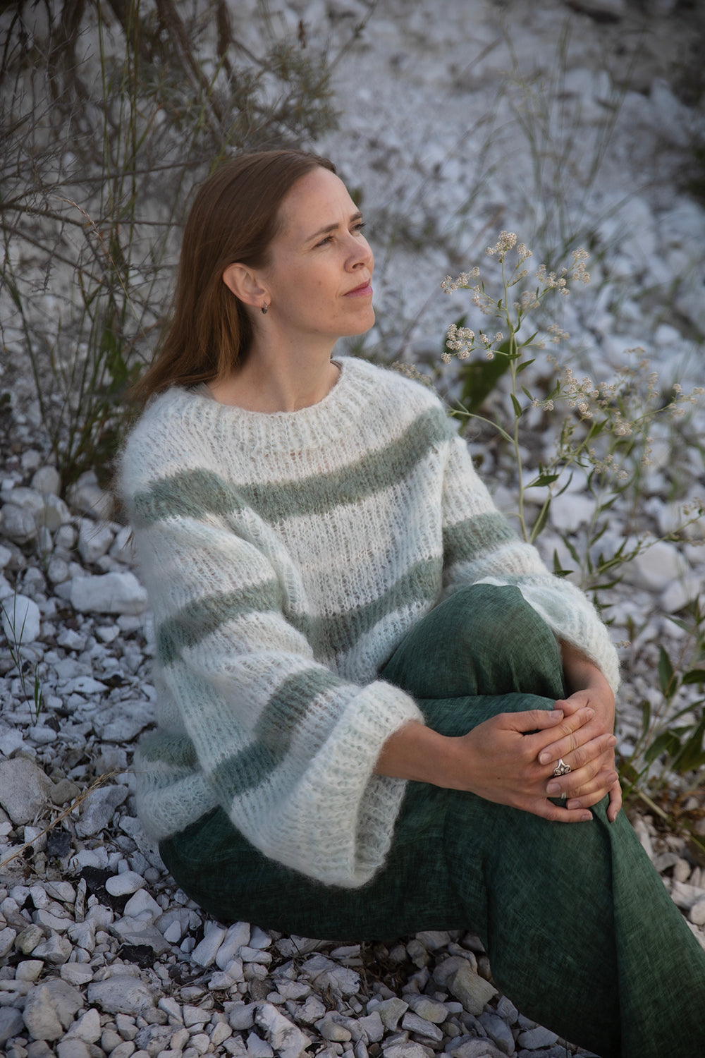 FALCON SWEATER