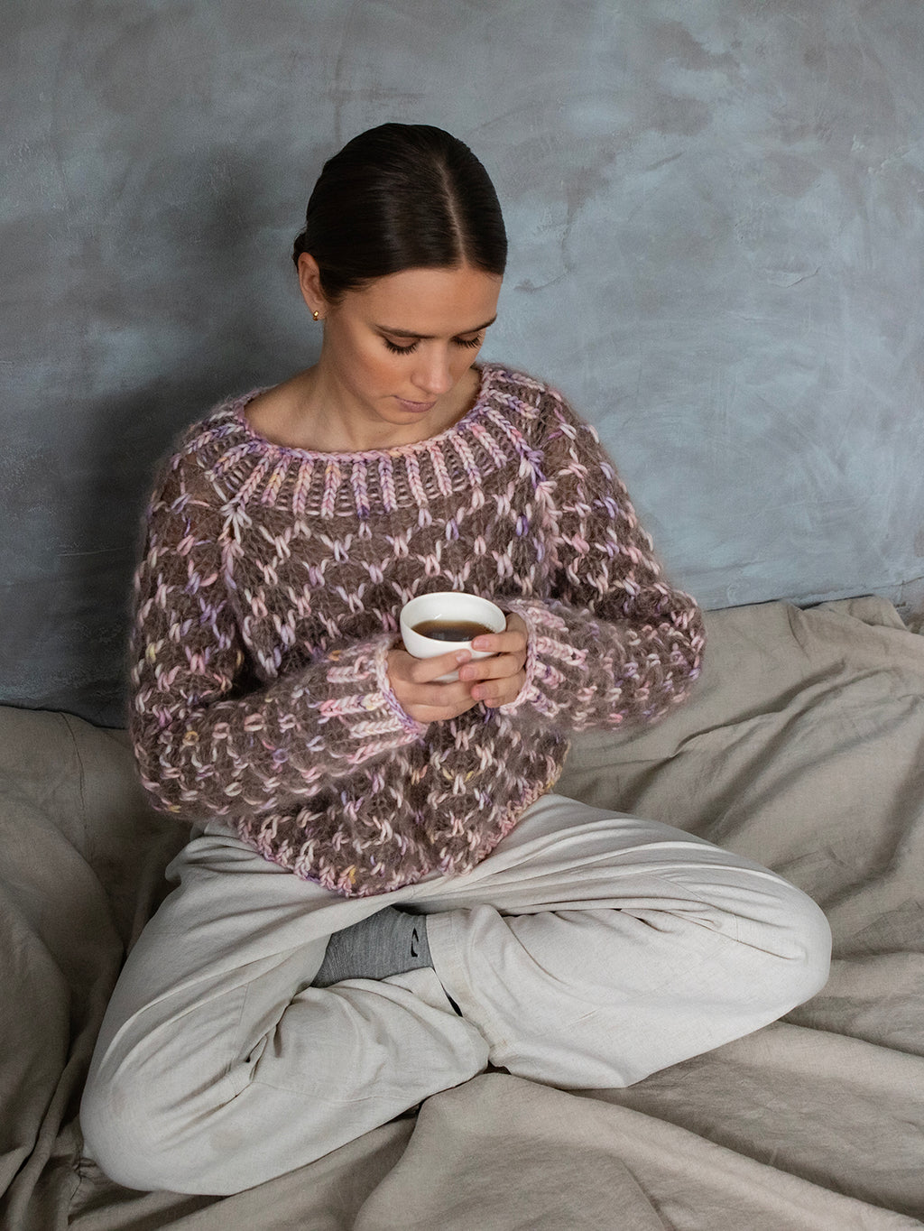 BEAR SWEATER
